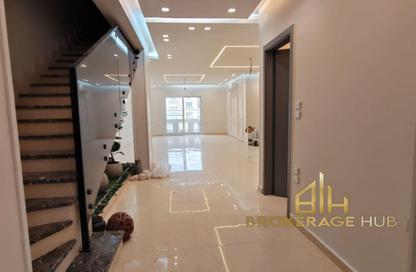 iVilla - 4 Bedrooms - 3 Bathrooms for rent in Mountain View Hyde Park - 5th Settlement Compounds - The 5th Settlement - New Cairo City - Cairo