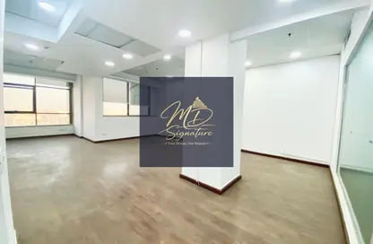 Office Space - 6 Bedrooms - 1 Bathroom for rent in Bank Center Street - South Teseen St. - The 5th Settlement - New Cairo City - Cairo