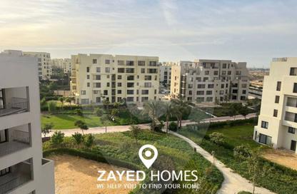 Apartment - 4 Bedrooms - 5 Bathrooms for sale in O West - 6 October Compounds - 6 October City - Giza