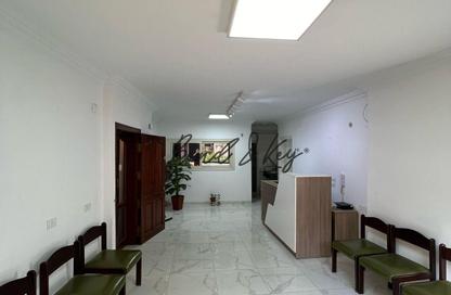 Clinic - Studio - 1 Bathroom for sale in Almaza St. - Almazah - Heliopolis - Masr El Gedida - Cairo
