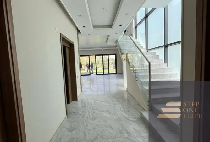 100644731 - Property Image 2