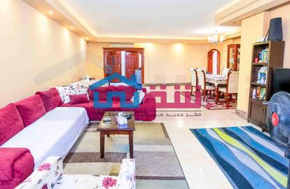 Apartment - 3 - 3 for sale in Abd Al Khalek Tharwat St. - Laurent - Hay Sharq - Alexandria