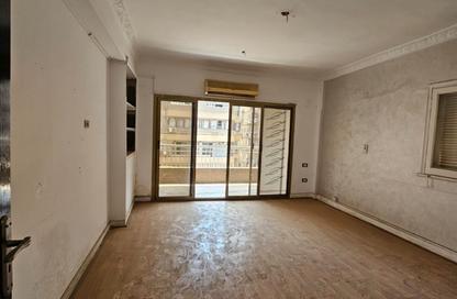 Apartment - 4 Bedrooms - 3 Bathrooms for sale in Mosadak St. - Dokki - Giza