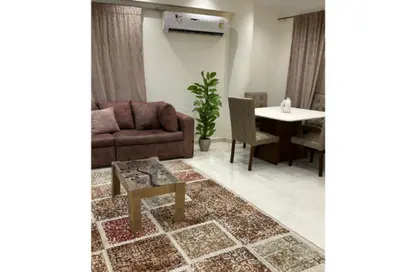 Apartment - 2 Bedrooms - 1 Bathroom for rent in American University Housing District - 5th Settlement Compounds - The 5th Settlement - New Cairo City - Cairo