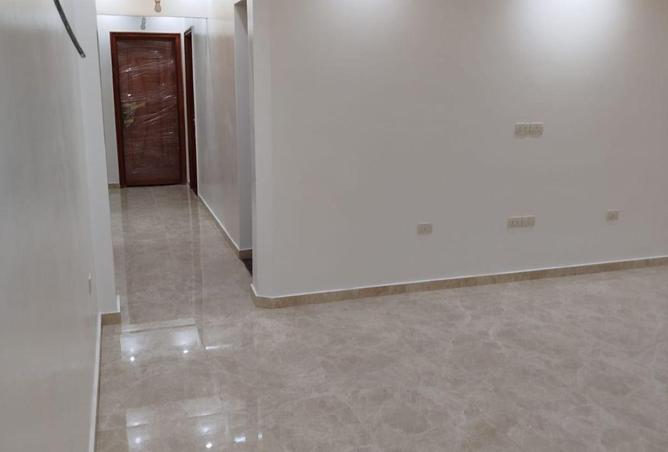 67737863 - صورة العقار 2