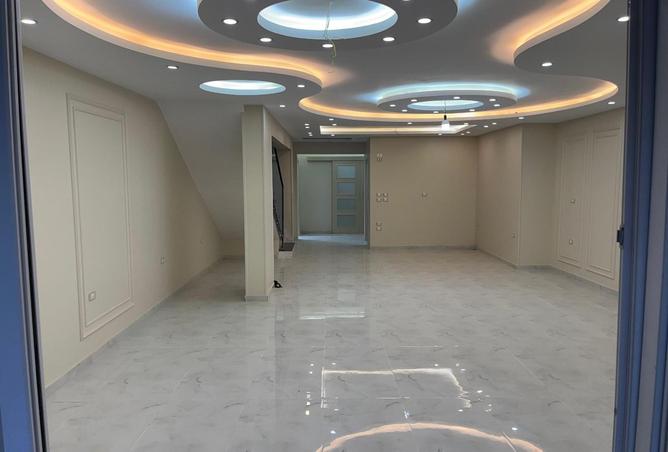 8668173 - Property Image 2