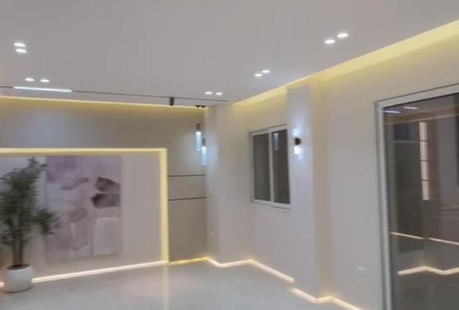 53981106 - Property Main Image