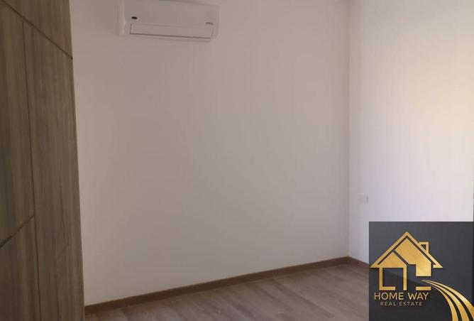 96045245 - Property Image 3