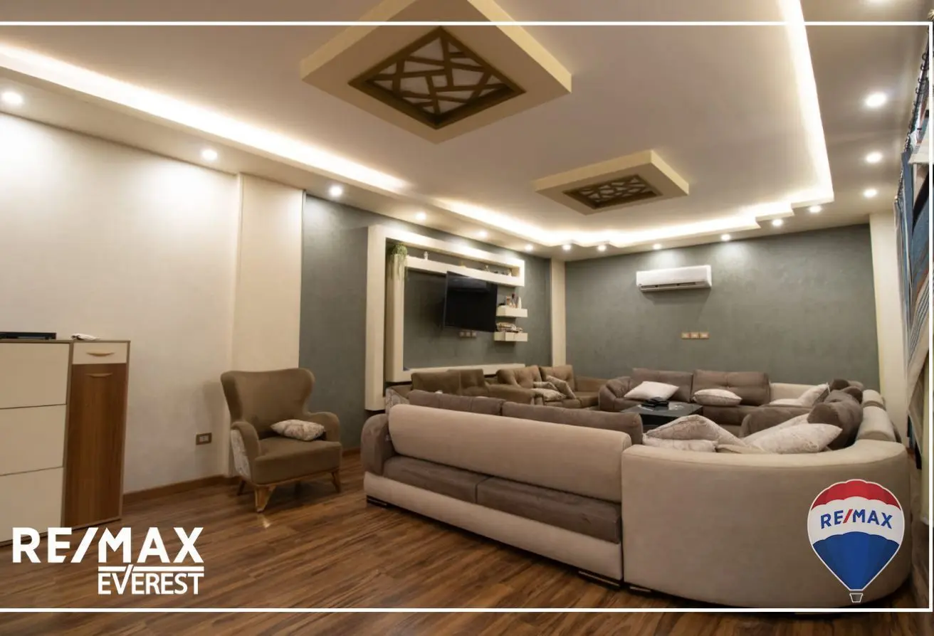 112984399 - Property Main Image