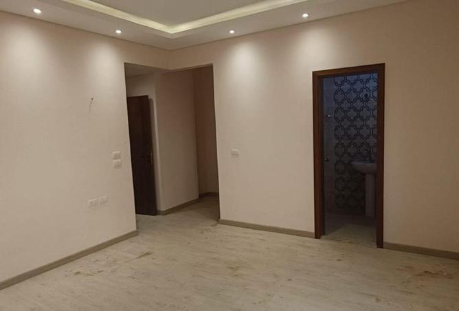 57242205 - Property Image 2