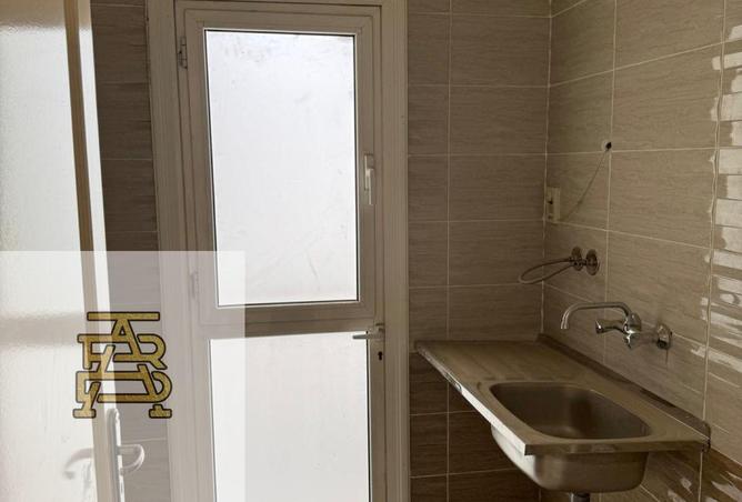 83132716 - Property Image 2