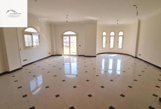 57250695 - Property Image 2