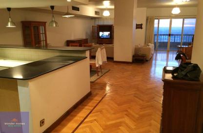 Apartment - 3 Bedrooms - 3 Bathrooms for sale in Cornish El Nile St. - Maadi - Hay El Maadi - Cairo