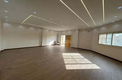 Apartment - 3 Bedrooms - 3 Bathrooms for sale in El Banafseg 12 - El Banafseg - New Cairo City - Cairo