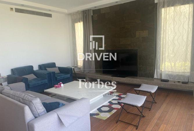 8720356 - Property Image 2