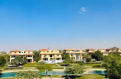 فيلا - 6 غرف نوم - 5 حمامات للبيع في پريڤادو - مدينتي - القاهرة