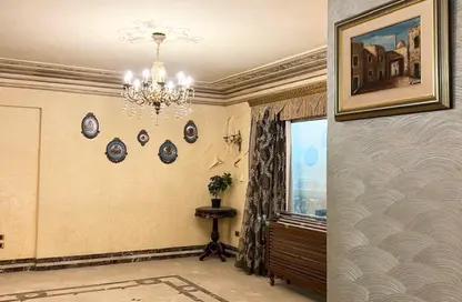 شقة - 3 غرف نوم - 3 حمامات للبيع في شارع الطيران - الشركات - مدينة نصر - القاهرة