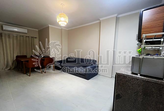 97437854 - Property Image 2
