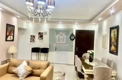 Apartment - 2 Bedrooms - 1 Bathroom for rent in El Rehab Extension - Al Rehab - New Cairo City - Cairo