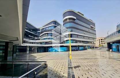 Shop - Studio - 2 Bathrooms for rent in One Ninety Mall - South Teseen St. - The 5th Settlement - New Cairo City - Cairo