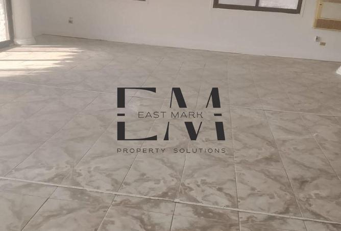 72705577 - Property Image 3