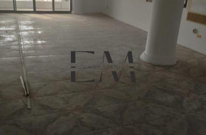 Apartment - 3 Bedrooms - 3 Bathrooms for rent in Ahmed Fakhry St. - 6th Zone - Nasr City - Cairo