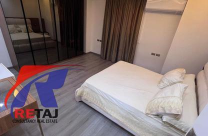 Apartment - 3 Bedrooms - 3 Bathrooms for rent in Moez Al Dawla St. - 6th Zone - Nasr City - Cairo