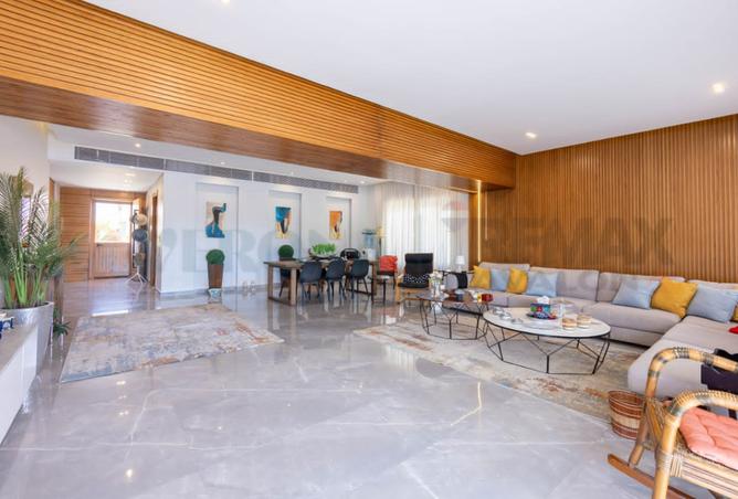 93533592 - Property Image 2