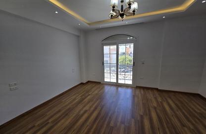 Apartment - 3 Bedrooms - 2 Bathrooms for rent in Fifth Square - The 5th Settlement - New Cairo City - Cairo