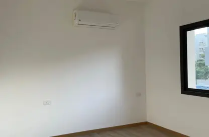 شقة - 3 غرف نوم - 2 حمامات للايجار في مون ريزيدنس - فيفث سكوير - التجمع الخامس - مدينة القاهرة الجديدة - القاهرة