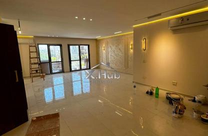 شقة - 3 غرف نوم - 3 حمامات للايجار في ذا كورت ياردز - كمبوندات الشيخ زايد - الشيخ زايد - الجيزة