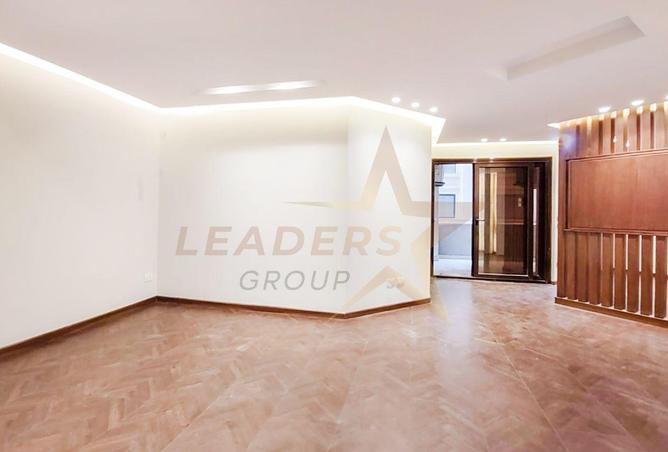 52711118 - Property Main Image