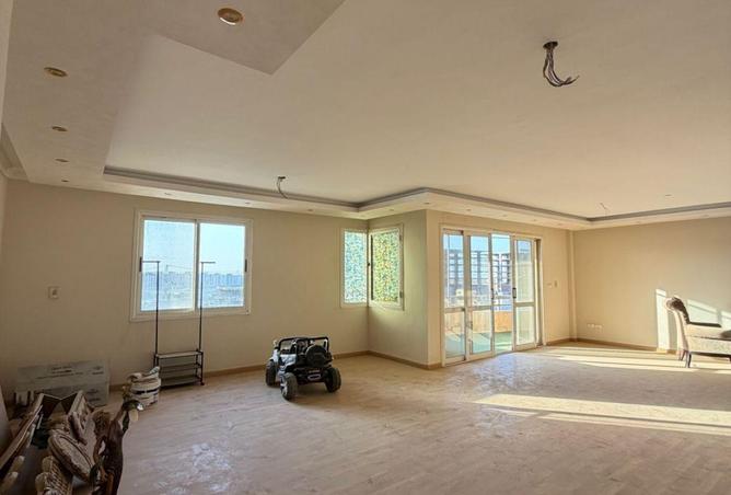 73503242 - Property Main Image