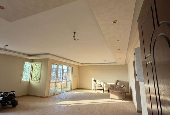 73503242 - Property Image 2