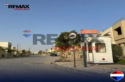 Villa - 4 Bedrooms - 5 Bathrooms for sale in The Crown - Cairo Alexandria Desert Road - 6 October City - Giza