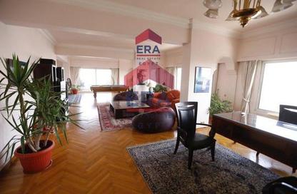 شقة - 4 غرف نوم - 3 حمامات للبيع في شارع النيل - منطقة الجيزة - جنوب الجيزة - الجيزة شقة - 4 غرف نوم - 3 حمامات للبيع في شارع النيل - منطقة الجيزة - جنوب الجيزة - الجيزة