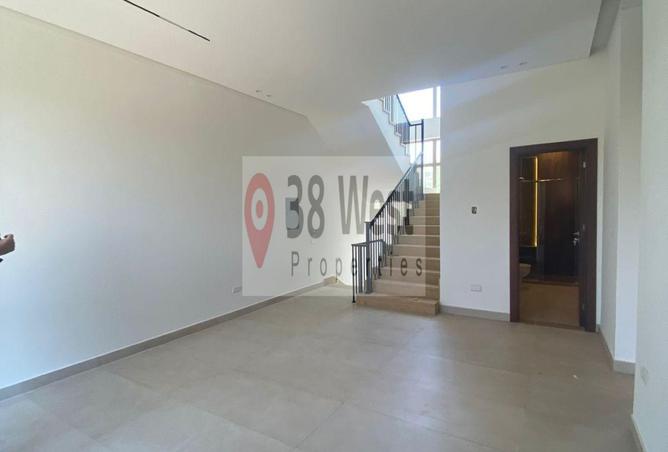 61204313 - Property Main Image