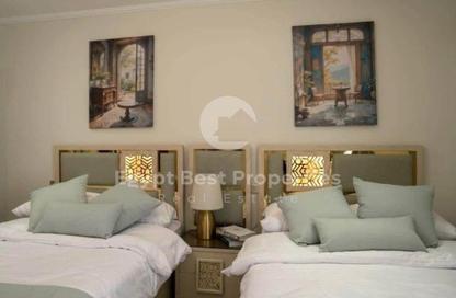Apartment - 2 - 2 for sale in One Hyde Park - Hyde Park - New Cairo City - Cairo