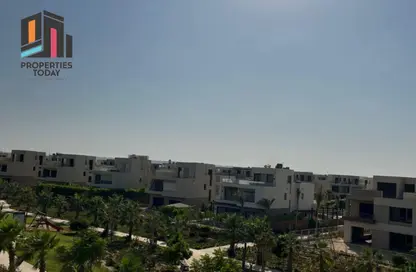 منزل مزدوج - 4 غرف نوم - 5 حمامات للايجار في ذا كراون - طريق مصر اسكندرية الصحراوي - مدينة 6 أكتوبر - الجيزة