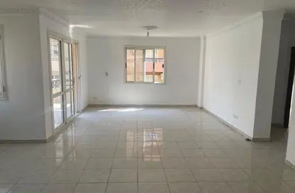 شقة - 3 غرف نوم - 2 حمامات للايجار في شارع عمر بن الخطاب - الرحاب المرحلة الرابعة - الرحاب - مدينة القاهرة الجديدة - القاهرة