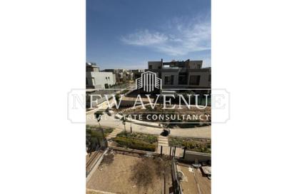 Townhouse - 3 Bedrooms - 3 Bathrooms for sale in Sodic East - 6th District - New Heliopolis - Cairo