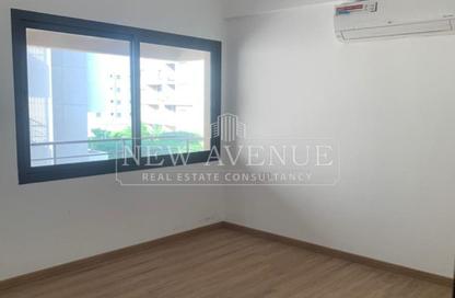 Apartment - 3 Bedrooms - 3 Bathrooms for sale in Moon Residences - Fifth Square - The 5th Settlement - New Cairo City - Cairo