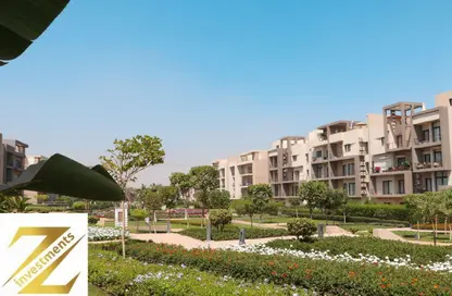 Apartment - 3 Bedrooms - 2 Bathrooms for sale in Moon Residences - Fifth Square - The 5th Settlement - New Cairo City - Cairo