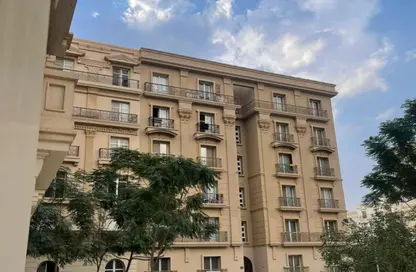 Apartment - 3 Bedrooms - 3 Bathrooms for sale in Hyde Park - New Cairo City - Cairo