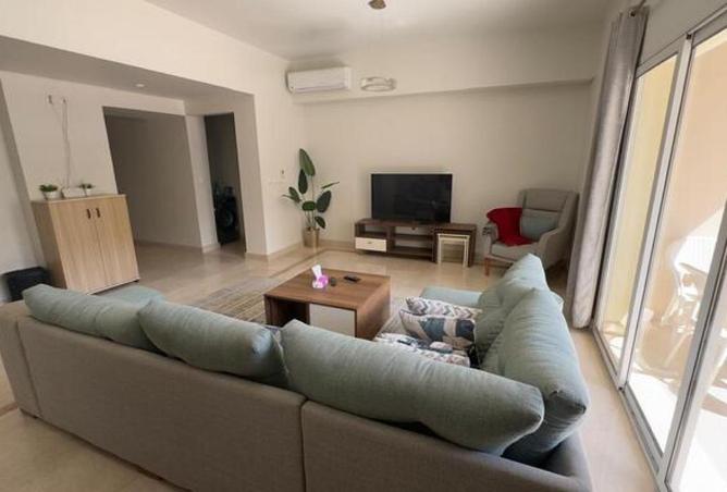 53220589 - Property Image 2