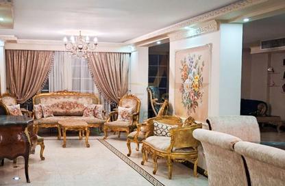 شقة - 5 غرف نوم - 4 حمامات للبيع في ميامي - حي اول المنتزة - الاسكندرية