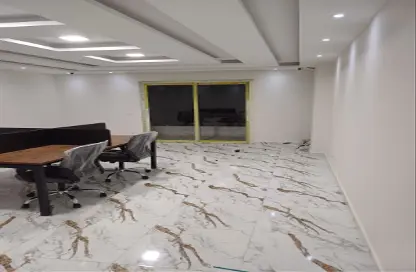 مساحات مكتبية - 3 غرف نوم - 2 حمامات للايجار في شارع افريقيا - امتداد مصطفي النحاس - المنطقة التاسعة - مدينة نصر - القاهرة