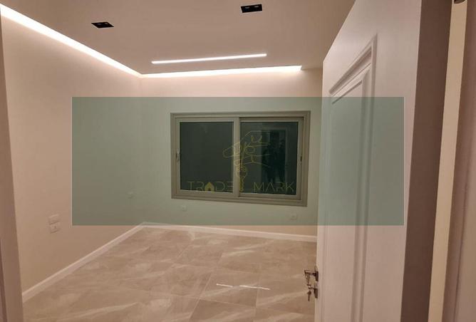 8701280 - Property Image 3