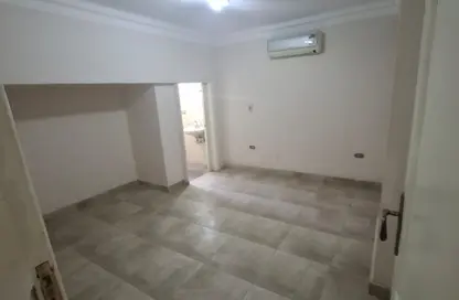 Apartment - 3 Bedrooms - 3 Bathrooms for sale in Abd El Aziz Fahmy St. - Triumph Square - El Nozha - Cairo