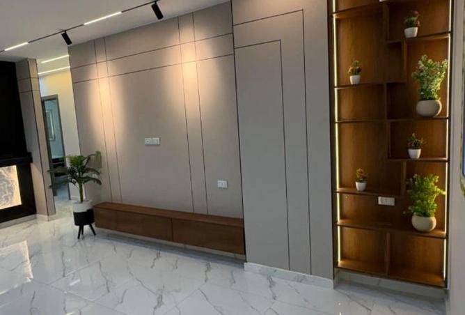 58251605 - Property Image 2